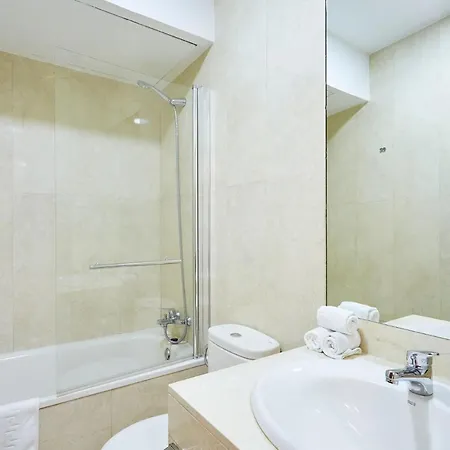 Leeways Xxv In Gran Via Apartment *