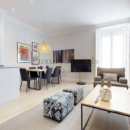 Apartment Apartamento Para 4 Barrio La Latina Iv Madrid