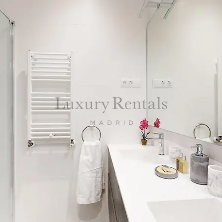 Apartamento Para 4 Barrio La Latina Iv