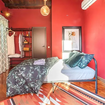 Bed & Breakfast Luxury Bernabeu *