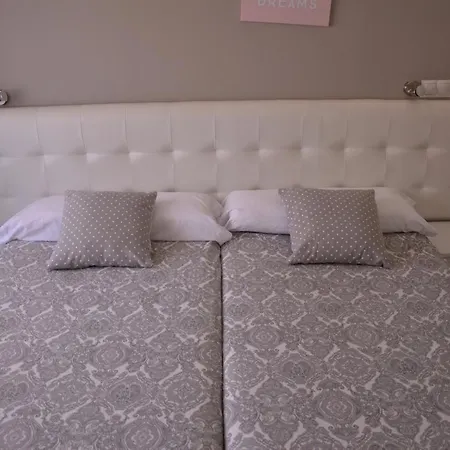 Boutique Urban Genova Aparthotel 2*