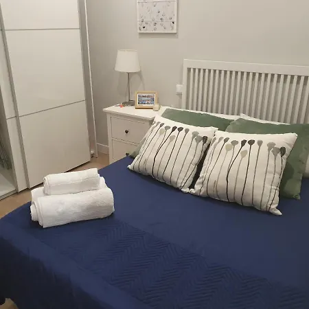Precioso Piso En El Barrio De Embajadores Apartamento *