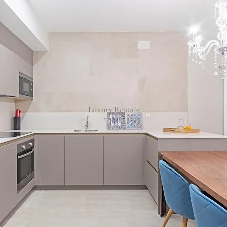 Experience The Of Madrid! Gran Via For 6, Comfort And Style In The Heart Of Chueca Iii