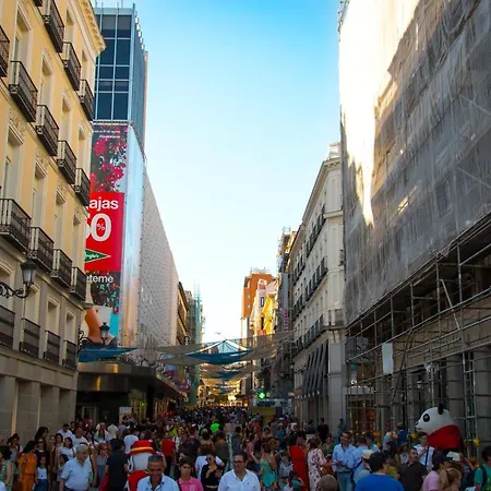 En Carretas - Puerta Del Sol * Madrid