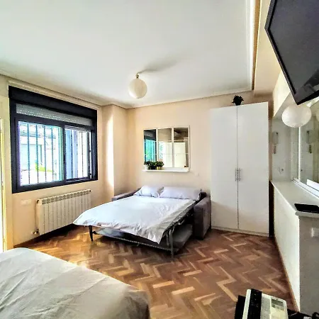 Garcia De Paredes Estudio Apartment Madrid