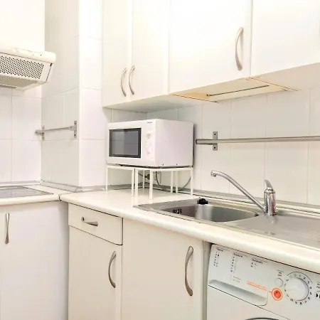 Garcia De Paredes Estudio Apartment