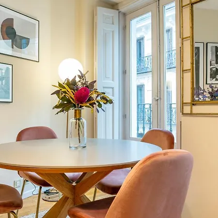 Luxury Belmont Puerta Del Sol Apartment Madrid