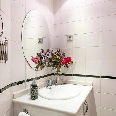 Apartment Luxury Belmont Puerta Del Sol *