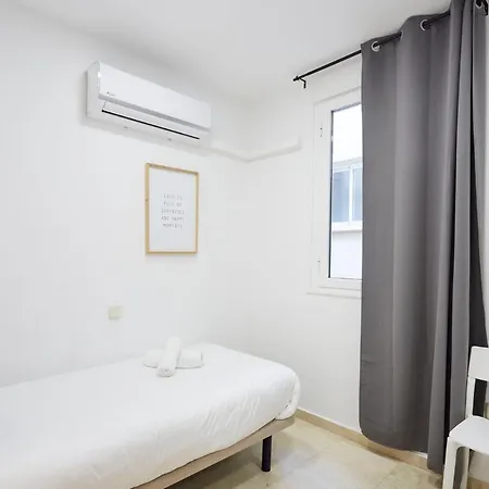 Leeways Xxv In Gran Via Apartment