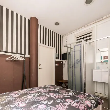 M&f 7 Rooms/7 Bathrooms Over Gran Via * Madrid