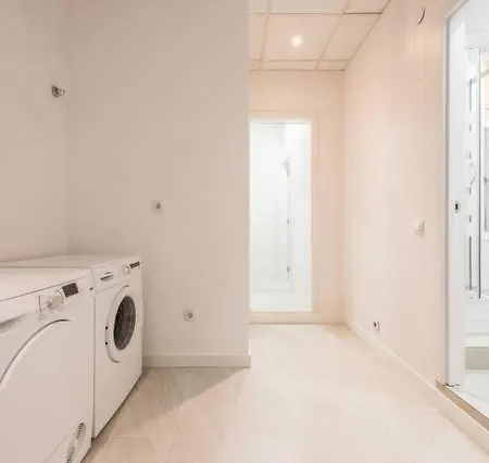 M&f Gran Via Apartment Madrid
