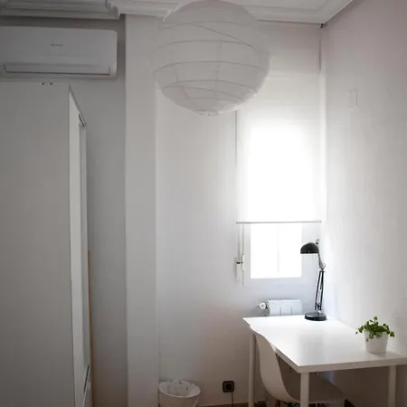 Apartment En Carretas - Puerta Del Sol *