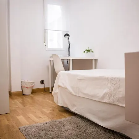 En Carretas - Puerta Del Sol Apartment