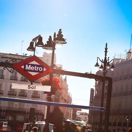 En Carretas - Puerta Del Sol Apartment