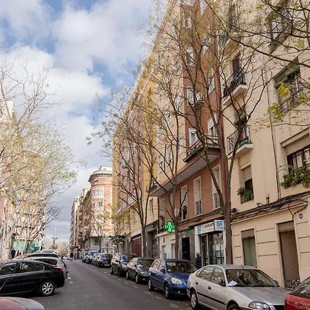 Charming Retiro Chic * Madrid