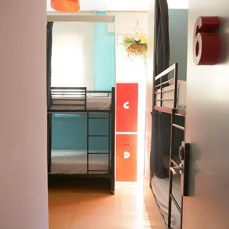 Hostal Urban *
