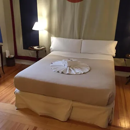 Guest house Escala Opera