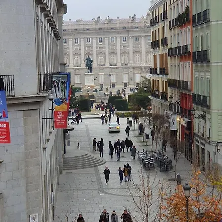 Escala Opera Guest house Madrid