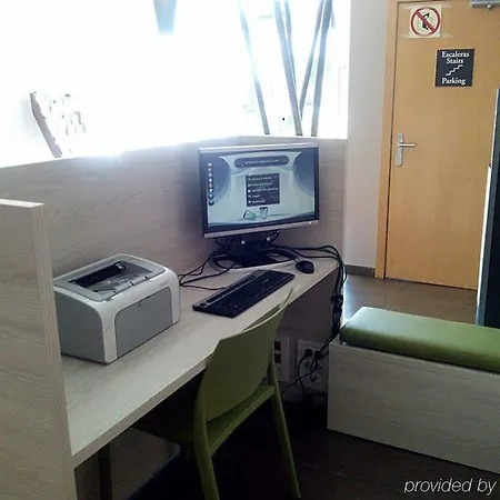 호텔 아에로푸에르토 T1 T2 T3 3*