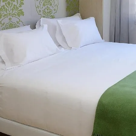 Nh Principe De Vergara Hotel 4*