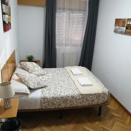 Village Carnicer 3, 2a Cuatro Caminos Apartment Madrid