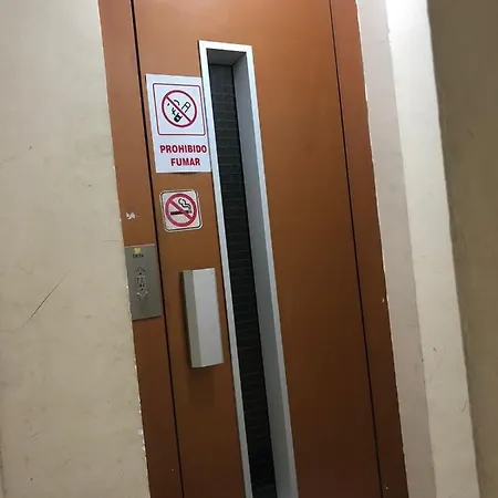 Y Estudio En La Calle Silva Apartment