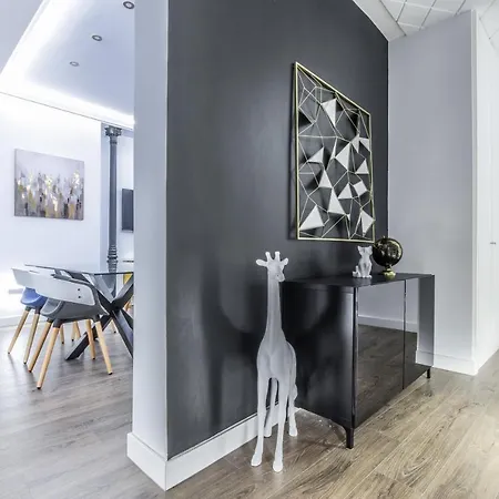 Apartment Gran Via V Calle Fuencarral 5br 5bh Madrid
