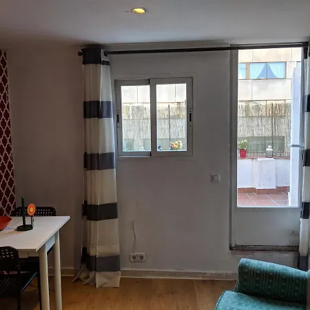 Y Estudio En La Calle Silva Apartment
