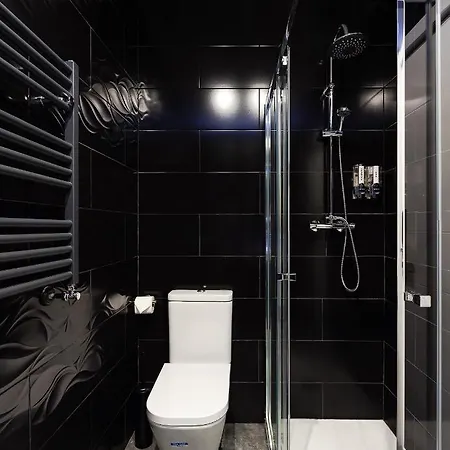 Gran Via V Calle Fuencarral 5br 5bh *