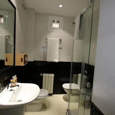 Koko Aeropuerto Hostal *