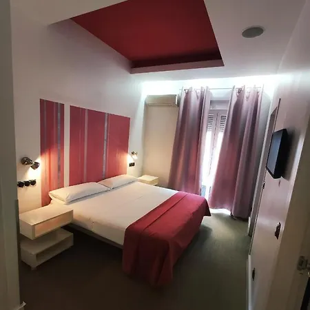 Santa Ana Colors Gasthof 2*