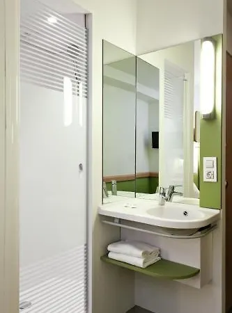 Hotel Ibis Budget Calle 30 *