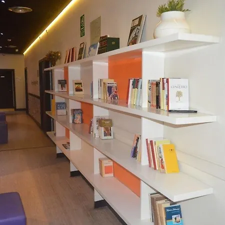 Hostal Meetingpoint *