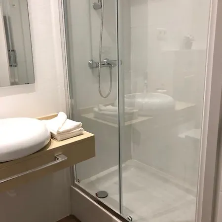Guest house Opera Roost Madrid