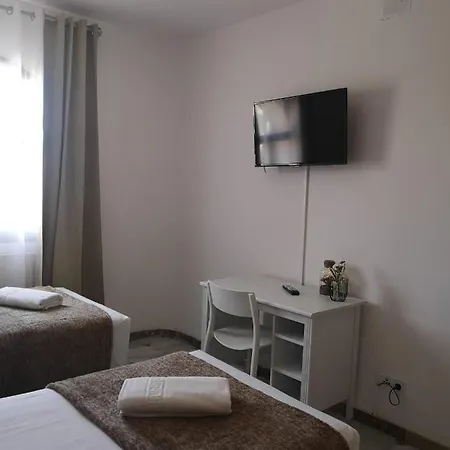 Village Arturo Soria (Adults Only) Homestay *