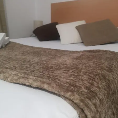 Village Arturo Soria (Adults Only) Homestay