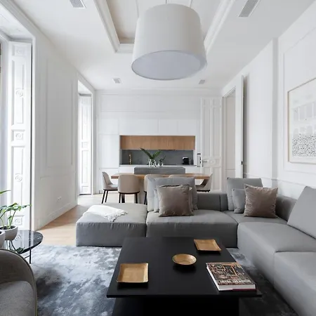Recoletos House 4*