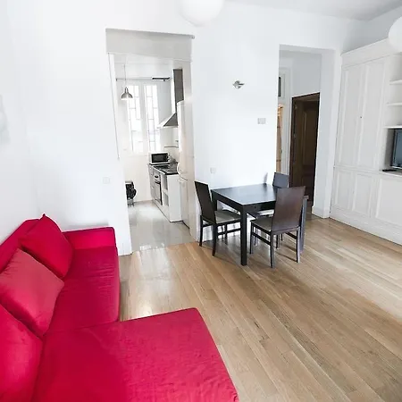 Apartamento Bailen 3*