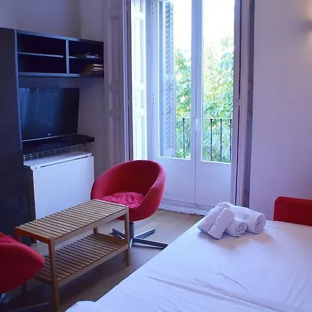 Hotel Apartamento Bailen 3*