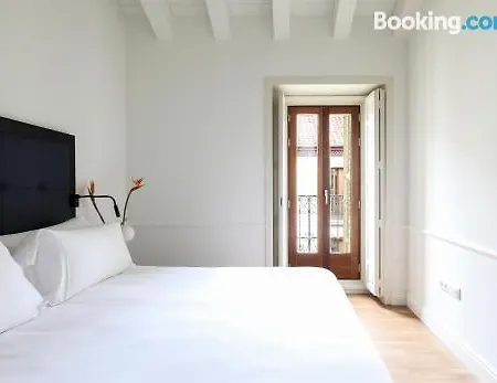 Recoletos House Aparthotel 4*