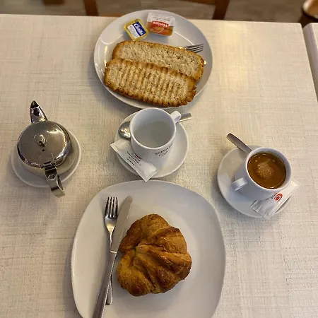 Hotel Anaco 3*