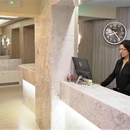 Hotel Condes 3*