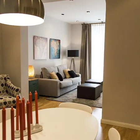 Plaza De Cibeles Apartment *