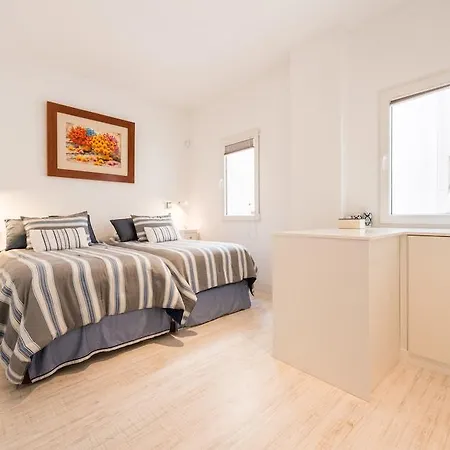 Moderno Chamberi Apartment *