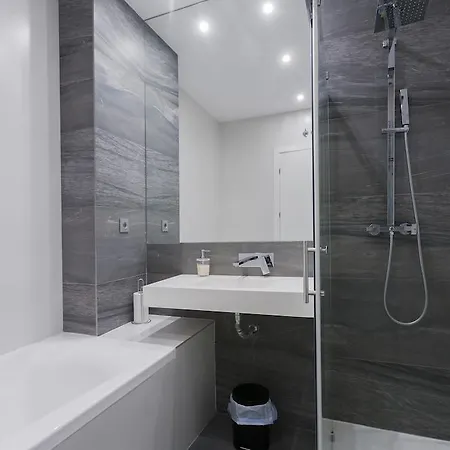 Dobo Homes Relatores Ii Hotel Madrid