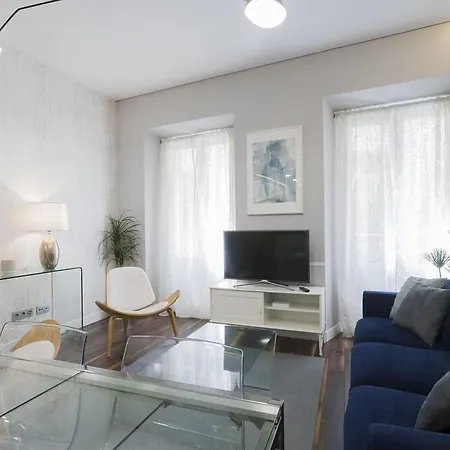 Dobo Homes Relatores Ii Hotel Madrid