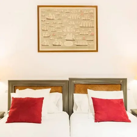 Cosy In The Heart Of Barrio De Letras *