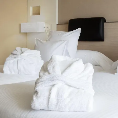 Marriott Auditorium & Conference Center 4*