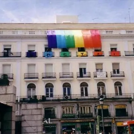 Gay Puerta Del Sol 2* Madrid