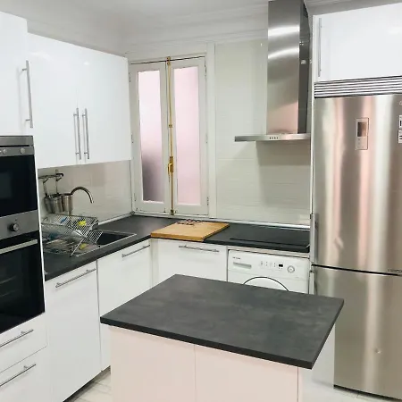 Beautiful And Comfortable Flat In Center Of Apartamento Madri